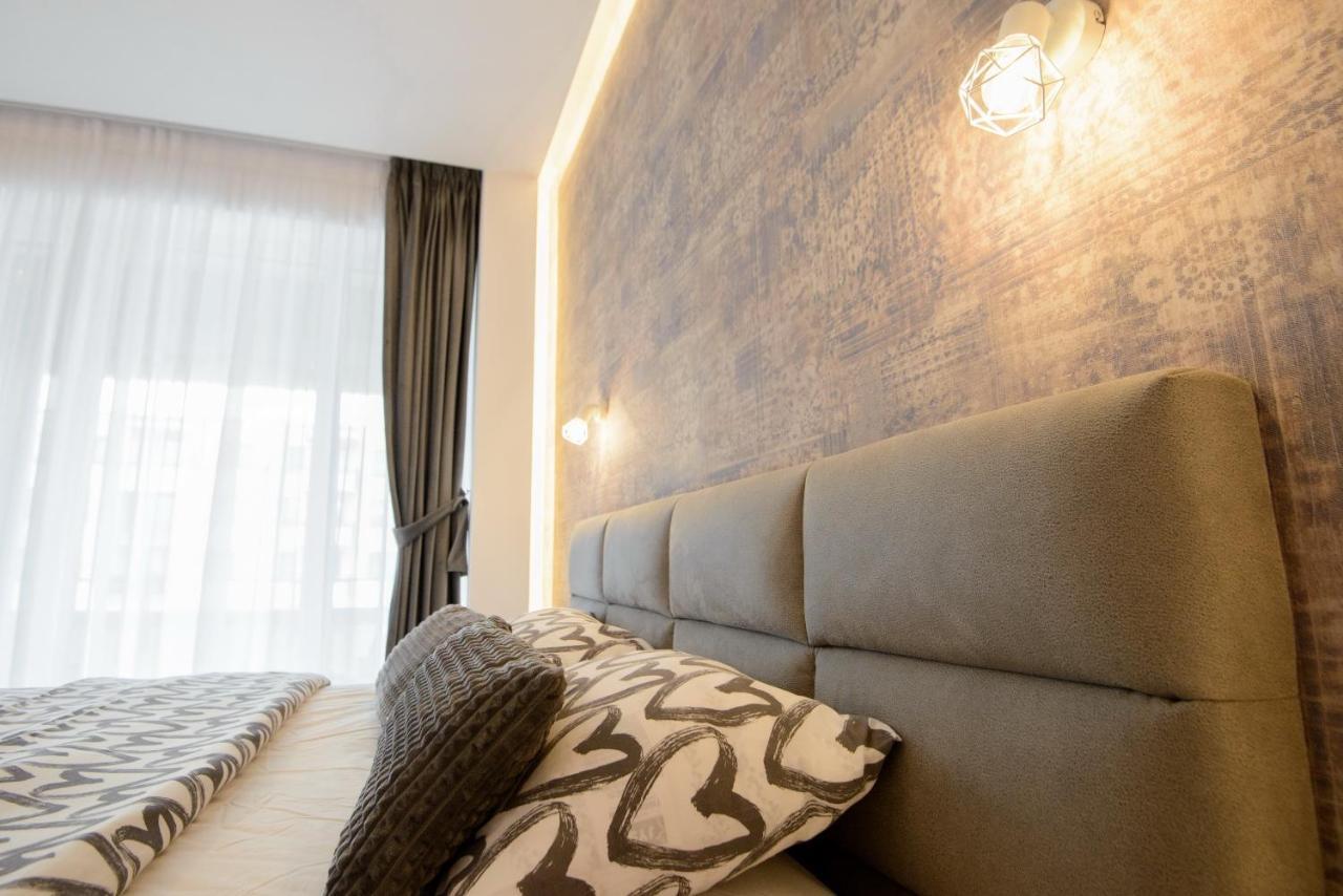 Penthouse Eliza - Coressi Brasov Exterior photo