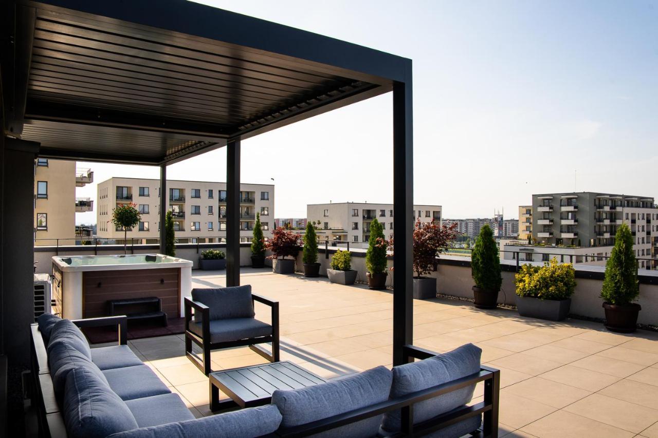 Penthouse Eliza - Coressi Brasov Exterior photo